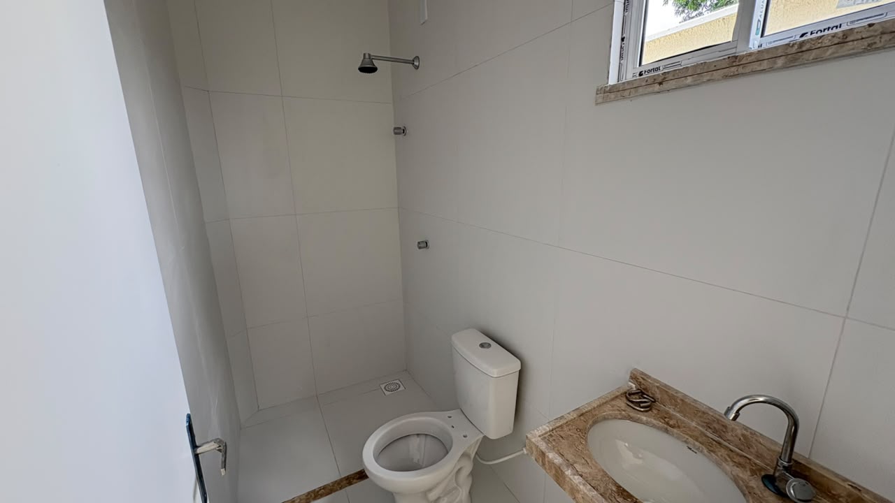 Banheiro social da casa